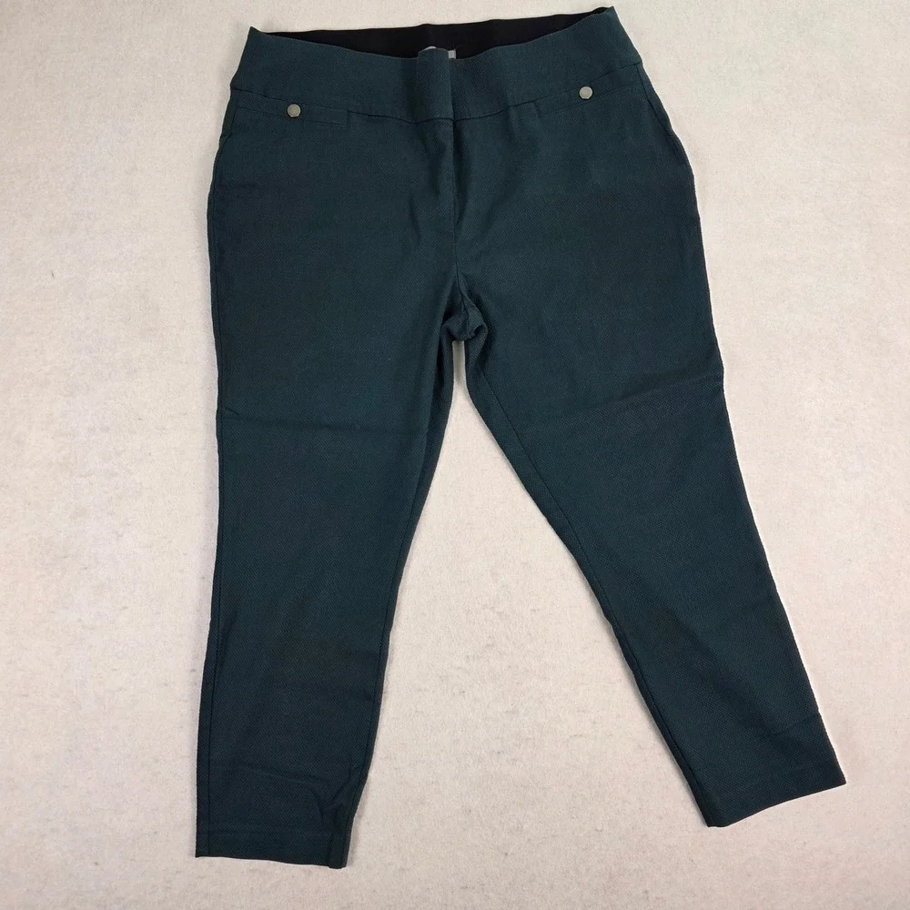 Maurices Women 18W‎ Dress Pants Dark Green Excellent Textured Pull On Tapered
